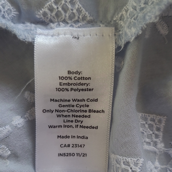 Talbots Blue & White Cotton Embroidered Peasant Top - Size 2X - Picture 8 of 8